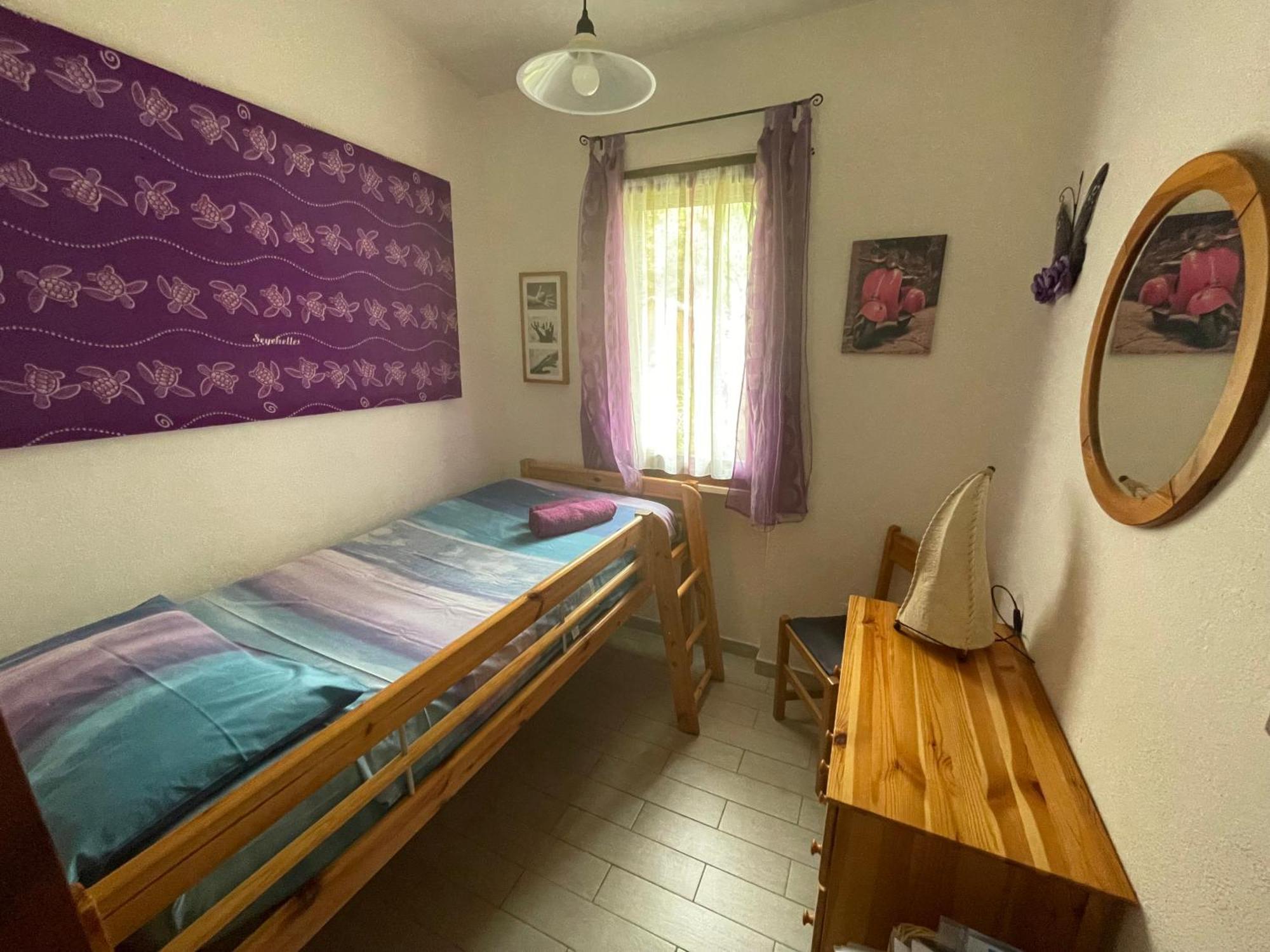 Purple House, 30M To Beach Pula Exterior photo