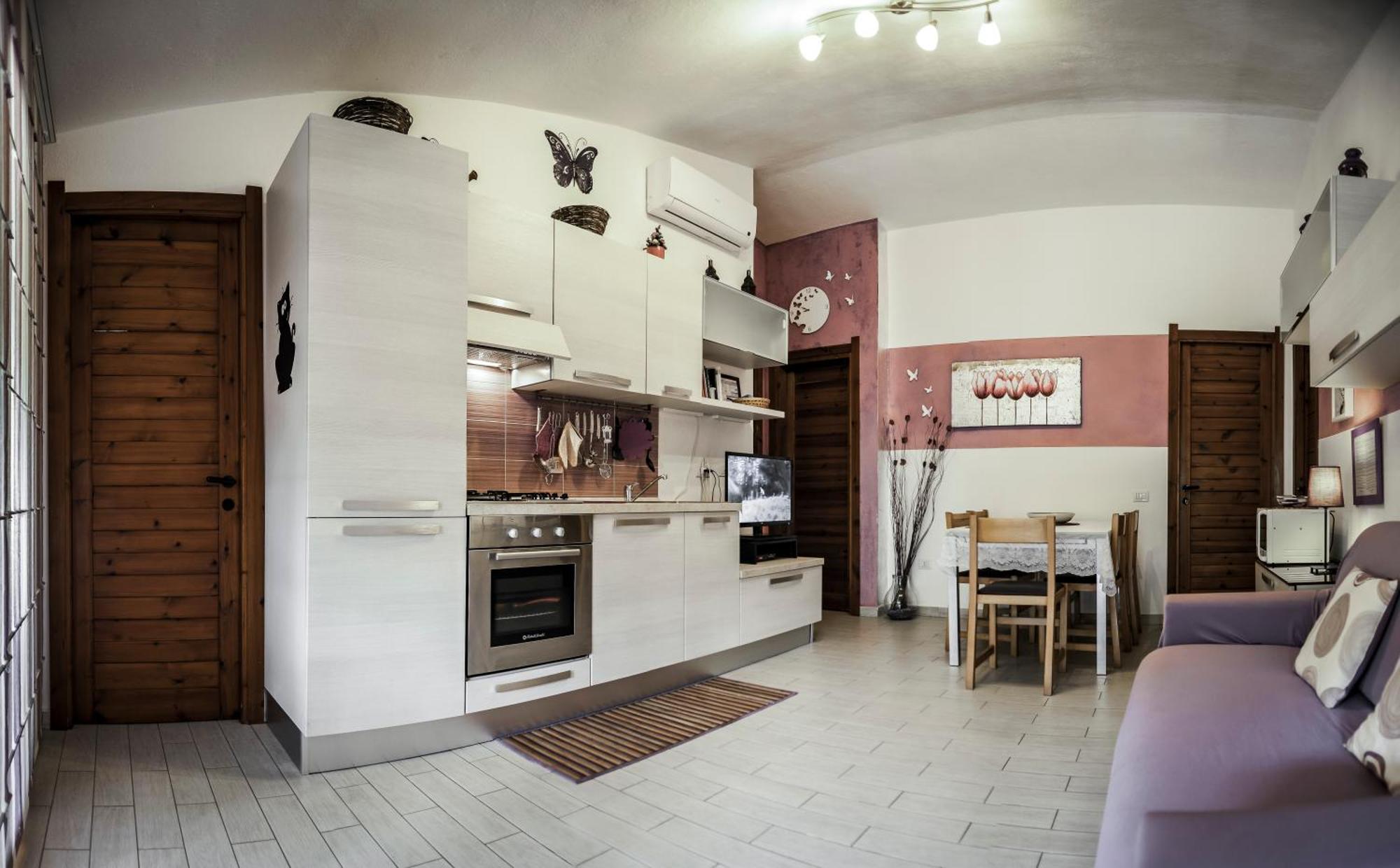 Purple House, 30M To Beach Pula Exterior photo